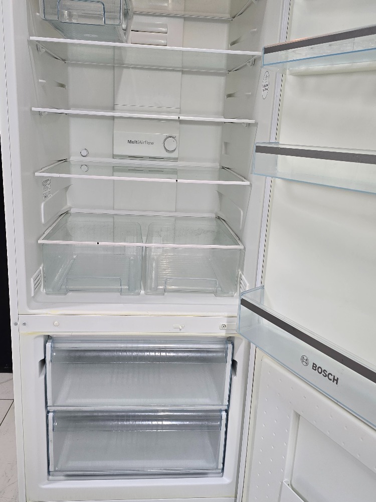 2. EL BOSCH A ENERJİ 450 LT KOMBİ TİPİ NOFROST BUZDOLABI