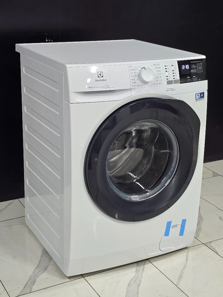 SIFIRLANMIŞ ELEKTROLUX 10 KG 1200 DEVİR ÇAMAŞIR MAKİNESİ