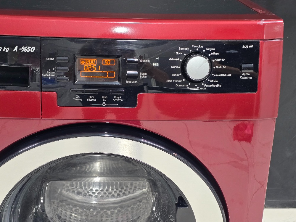 SIFIRLANMIŞ ARÇELİK BORDO 8 KG 1200 DEVİR ÇAMAŞIR MAKİNESİ