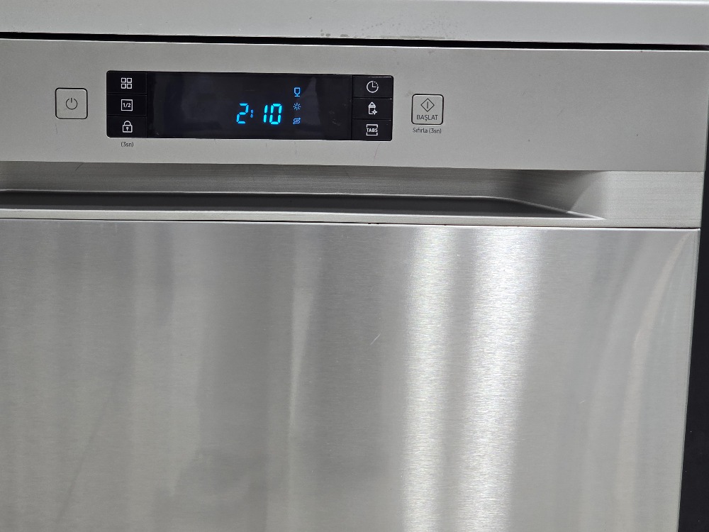 SIFIRLANMIŞ SAMSUNG INOX 4 PROGRAMLI BULAŞIK MAKİNESİ