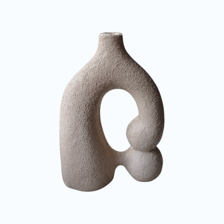 El Yapımı Dokulu Seramik Vazo – Modern Heykelsi Tasarım, Minimal & Bohem Dekor (31 cm)