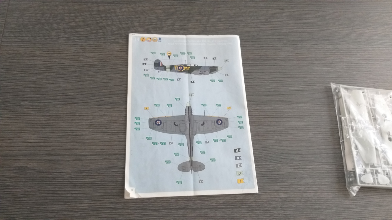Spitfire Mk. V - Rewel - Model Uçak Makedi