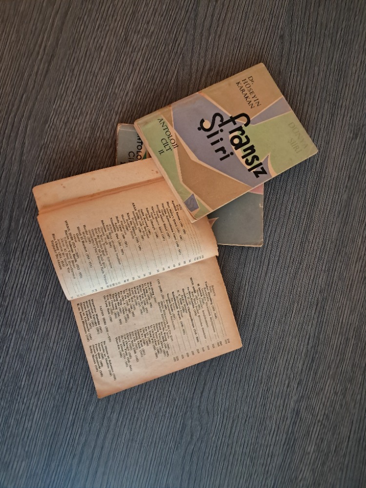 (Dr.) Hüseyin Karakan - Dünya Şiiri (2 Cilt) - Fransız Şiiri (1 Cilt) (3 Cilt Antoloji)