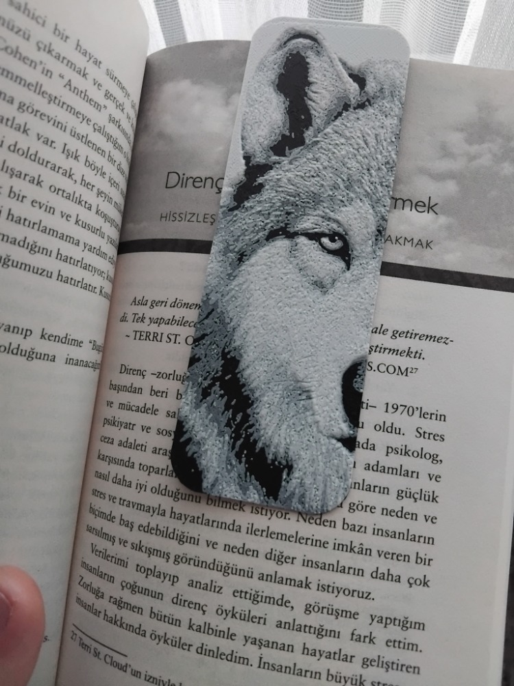 Kurt silüetli Kitap ayracı
