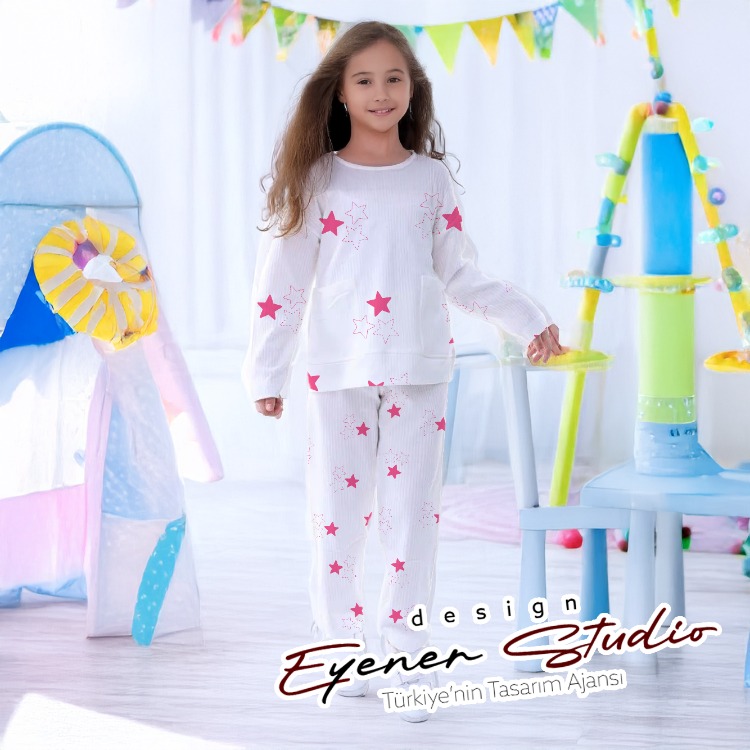 Düzensiz Raportlu Yıldız Metraj Pijama Deseni