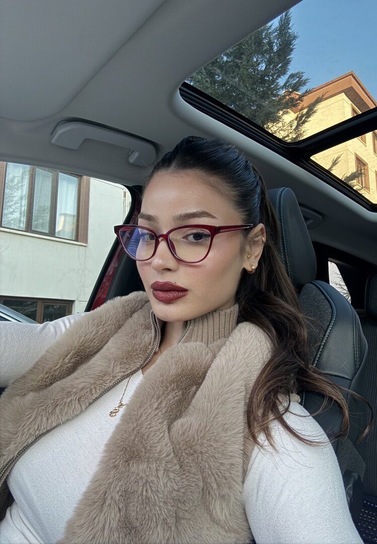 Lily cherry