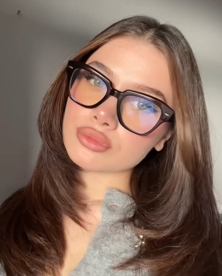 Mai brown
