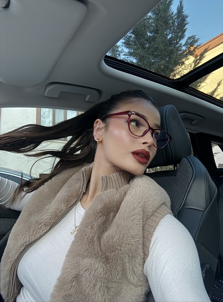 Lily cherry