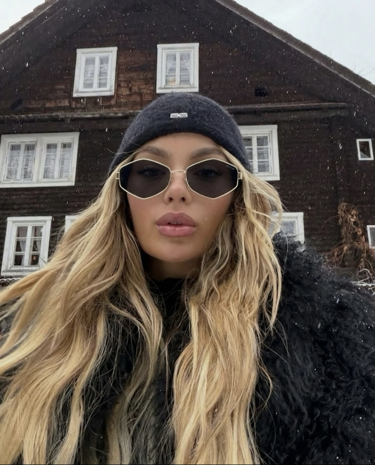 Miu Miu Gold Yeni Sezon Gözlük M01S31TF