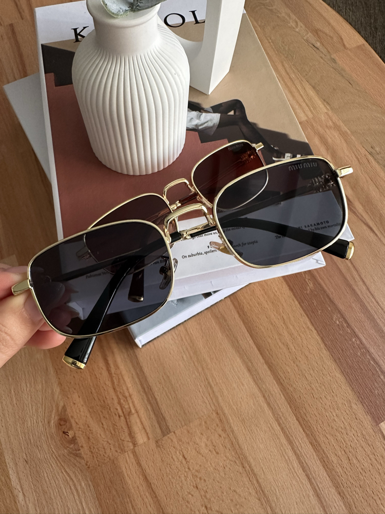 Miu Miu Siyah Gold Yeni Sezon Gözlük E01S15RA