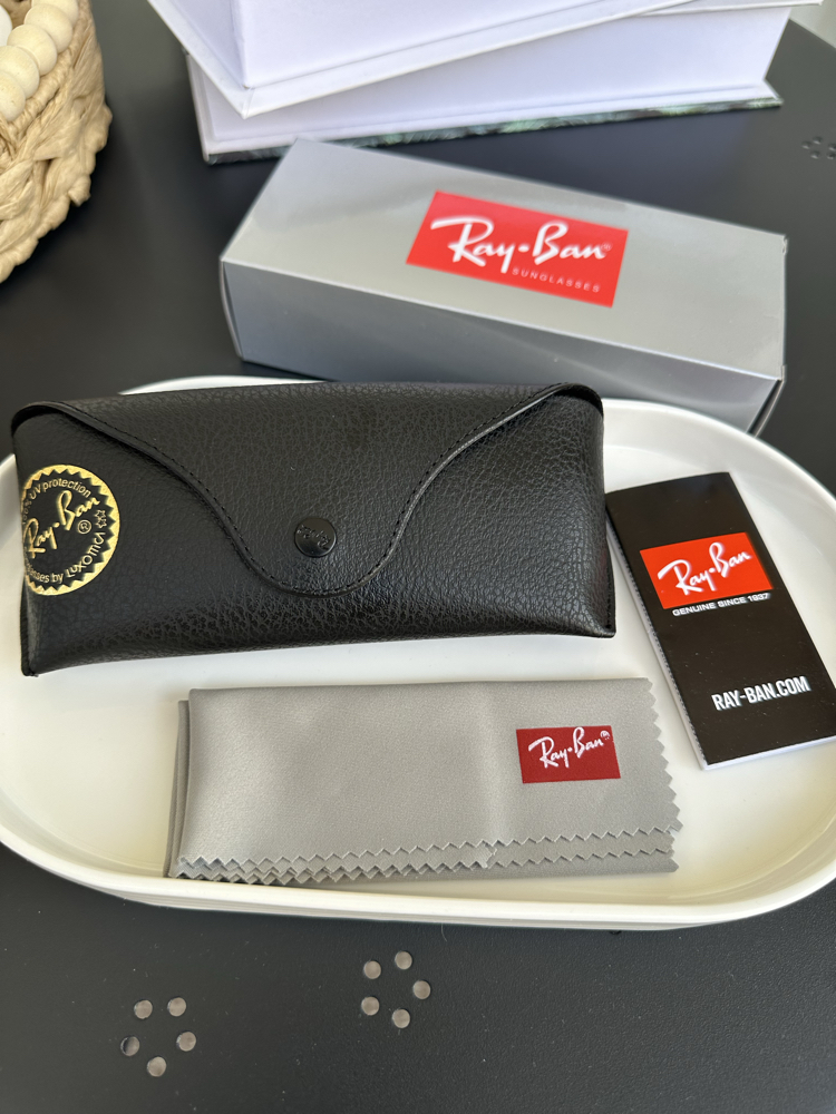 Rayban Orjinal Kılıf ve Aksesuarları
