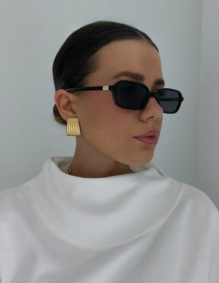 Miu Miu Rectangle Black Yeni Sezon Gözlük E01S11RA
