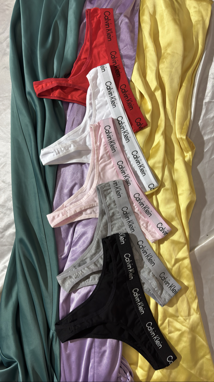 Calvin Klein 5’li Karışık Renk Pamuklu Thong Seti