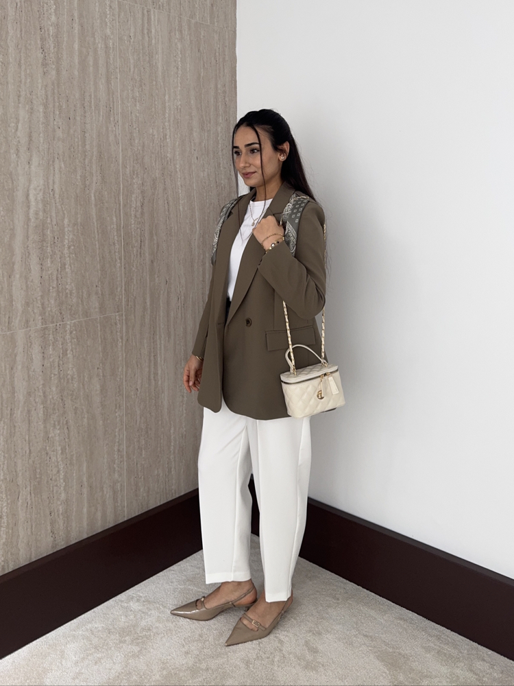 Kutu Model El Ve Çapraz Çanta Krem