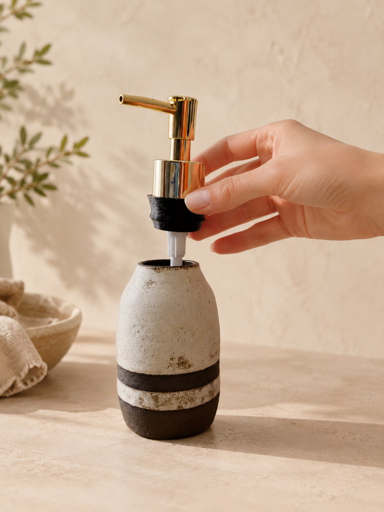 Seramik Banyo Seti – Sabunluk ve Diş Fırçalık