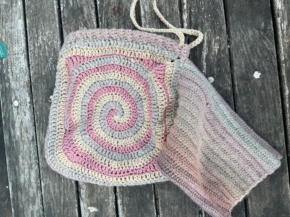 blush spiral balaclava