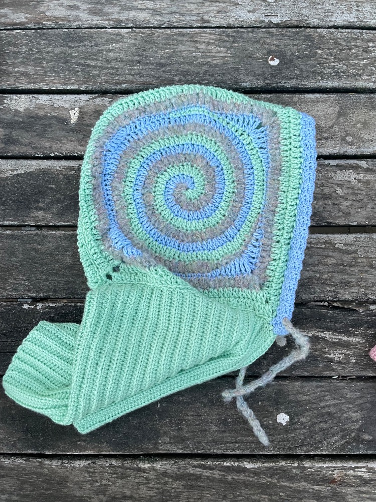 frozen spiral balaclava