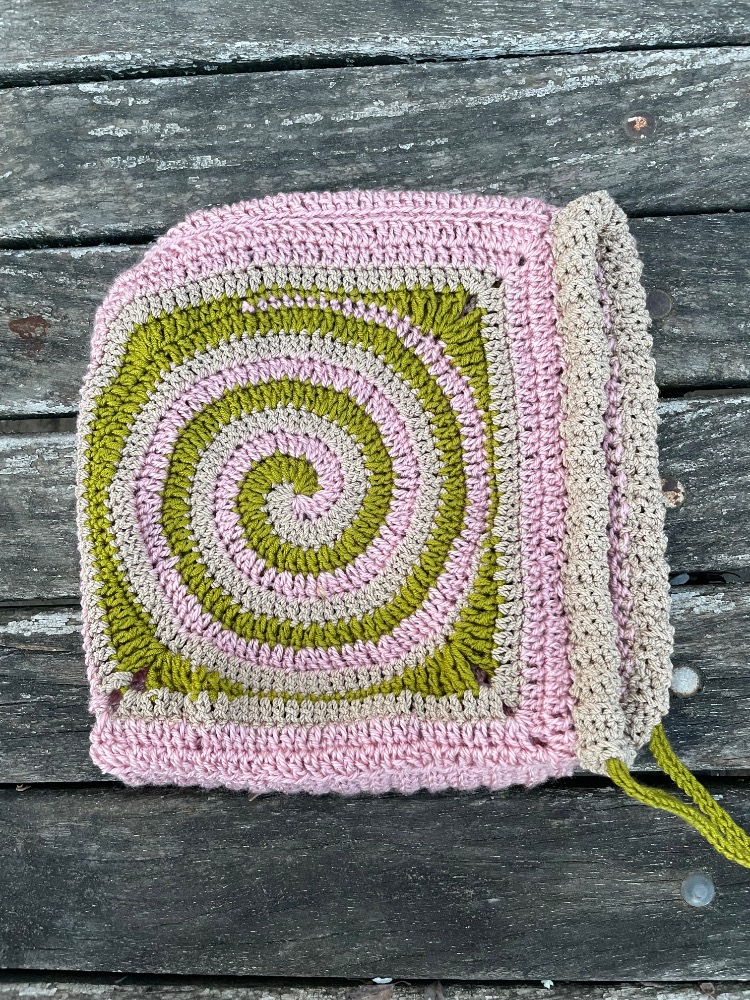 Flora spiral balaclava