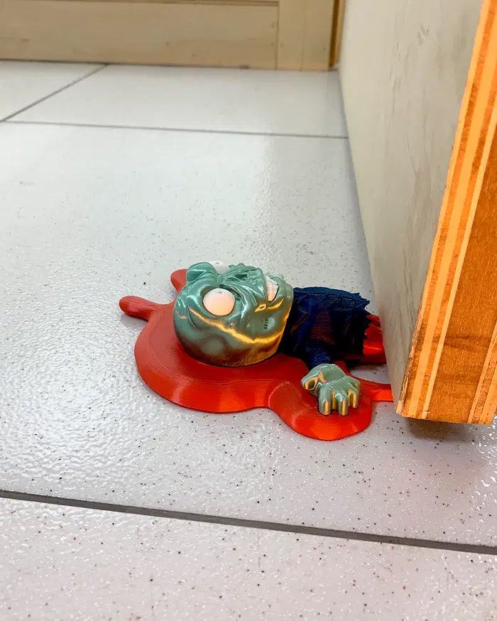 Zombi Kapı Stoperi