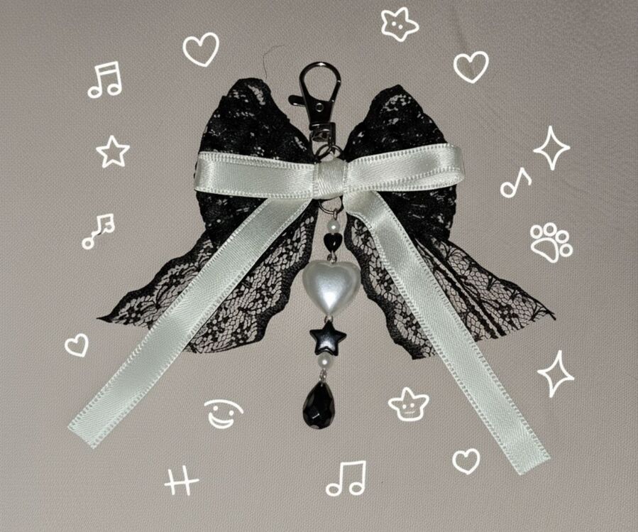 Monochrome charm