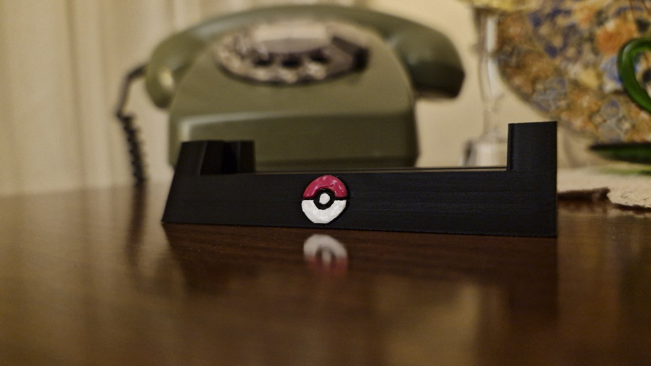 Renkli (Akrilik Boya) Pokeball - PSA Graded Kart Standı