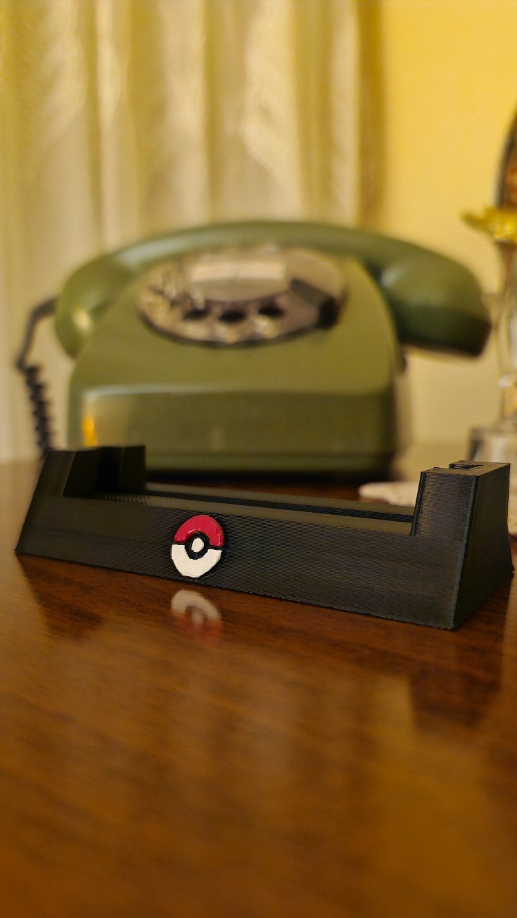 Renkli (Akrilik Boya) Pokeball - PSA Graded Kart Standı