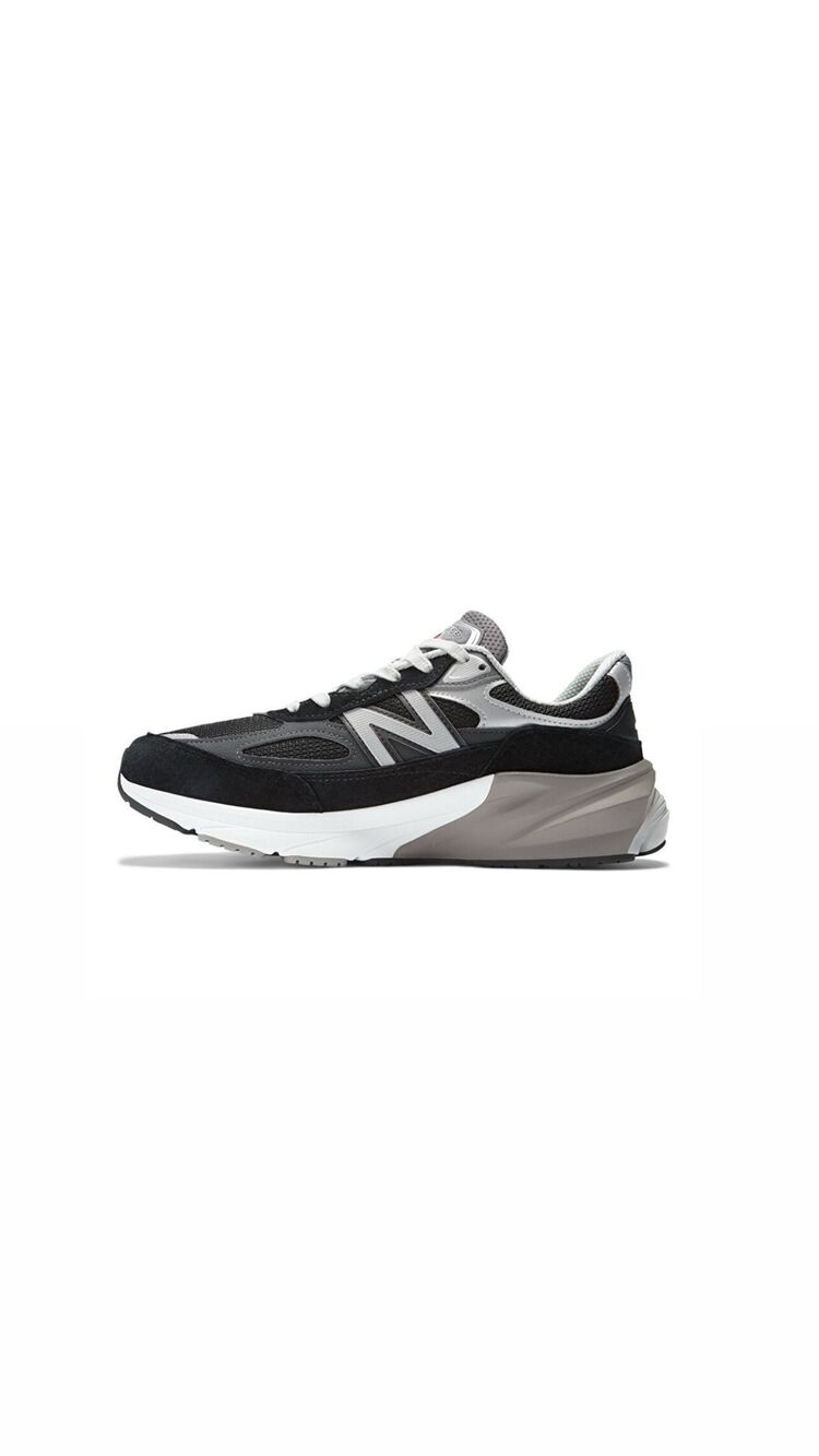 New Balance 990 “ V6 Black Grey “