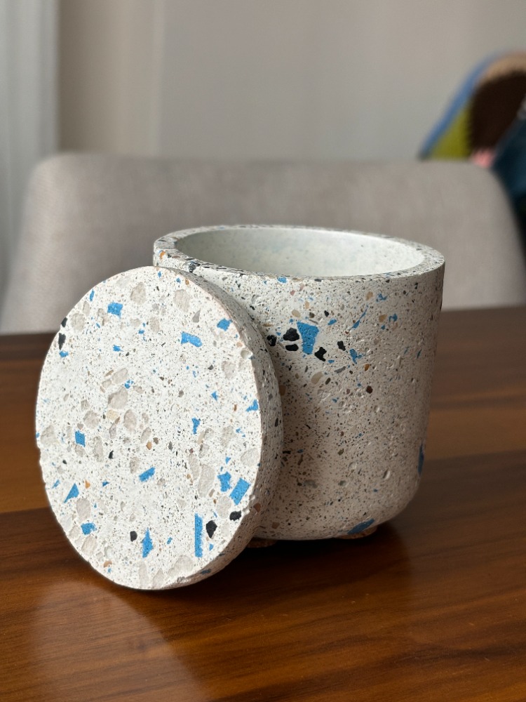 Mavi Taşlı Terrazzo Kavanoz