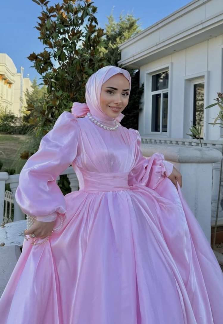 Pembe abiye