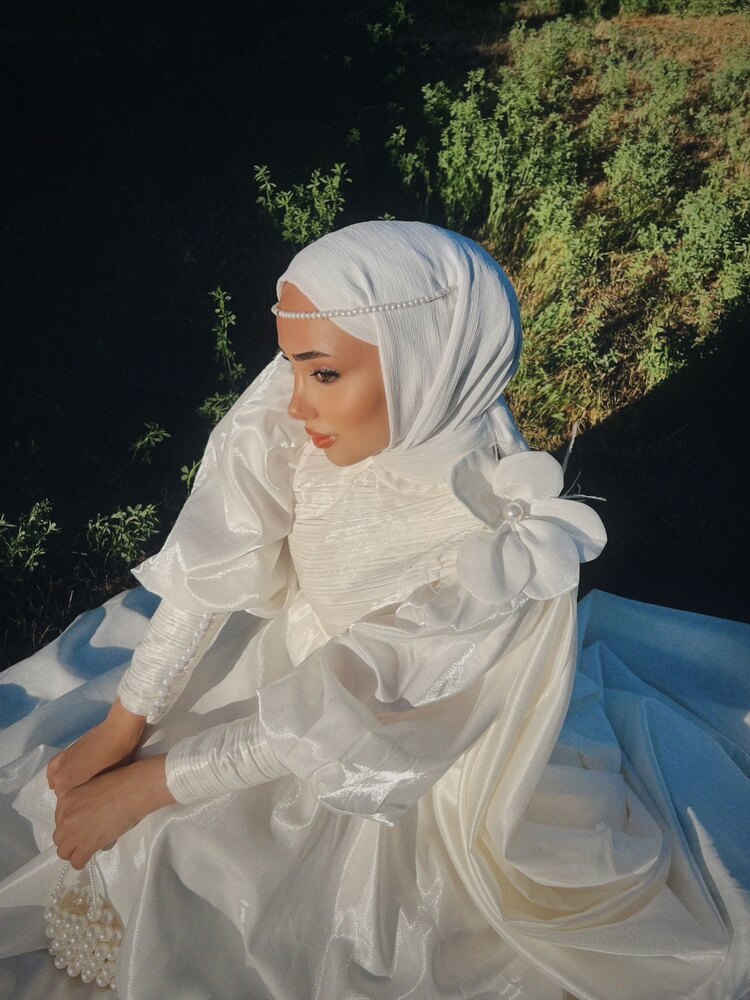 white dress