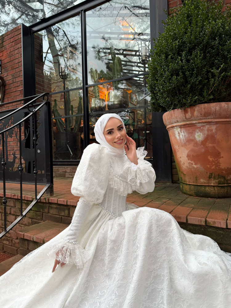 İnci nikah elbisesi ve gelinlik
