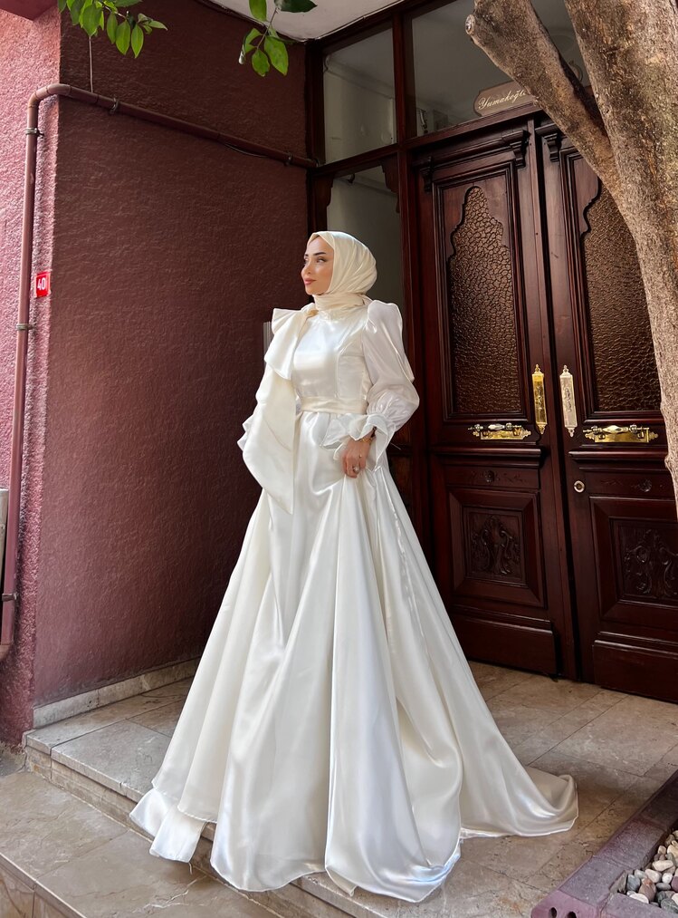 Nikah ve söz kıyafeti 