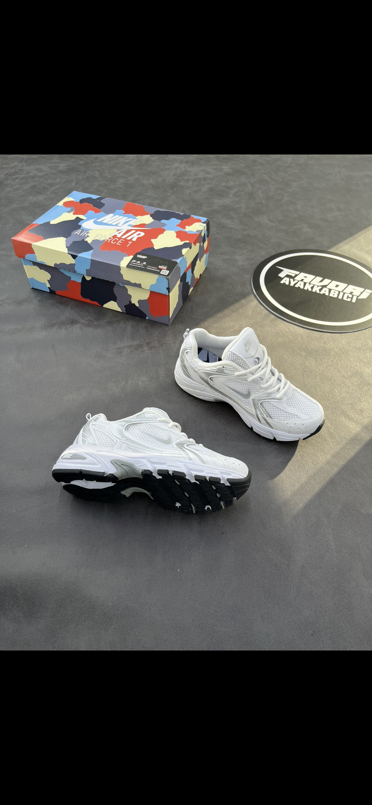 Nike 530