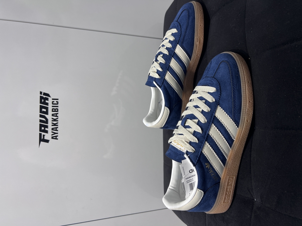 Spezial mavi