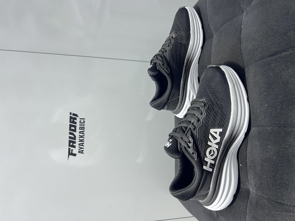 HOKA