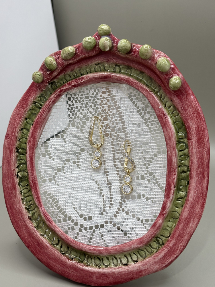 Kadın Kararmaz Çelik Zirkon Taş Detaylı Sonsuzluk Form Gold Küpe