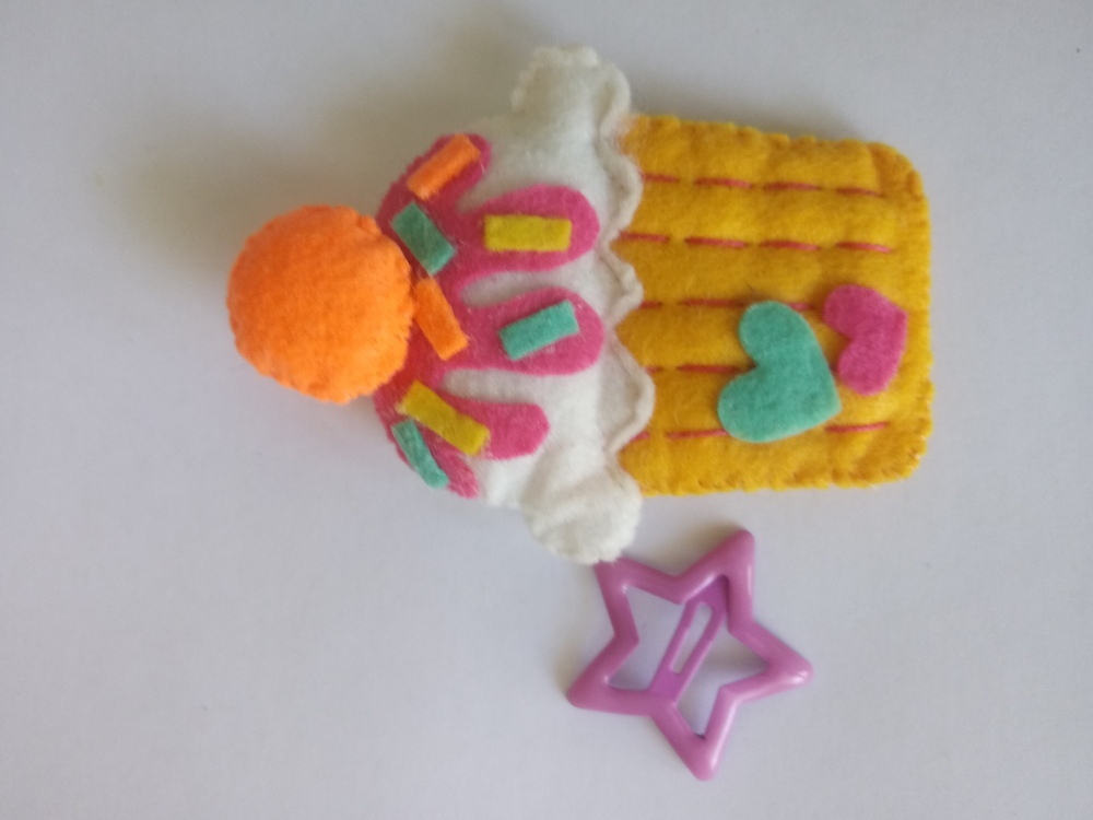 Keçe Cupcake Buzdolabı Magnet