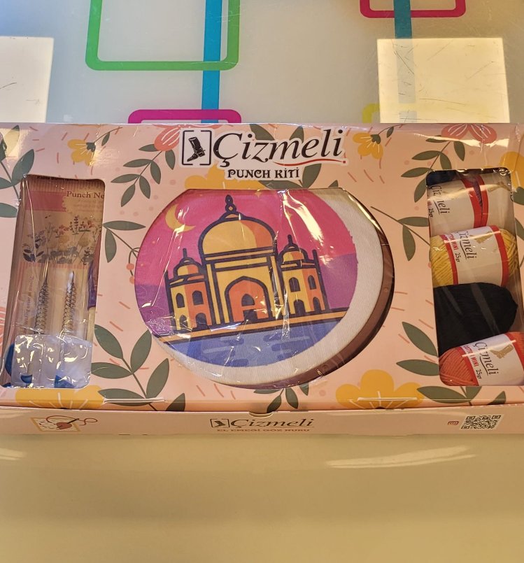 Punch kiti, çizmeli