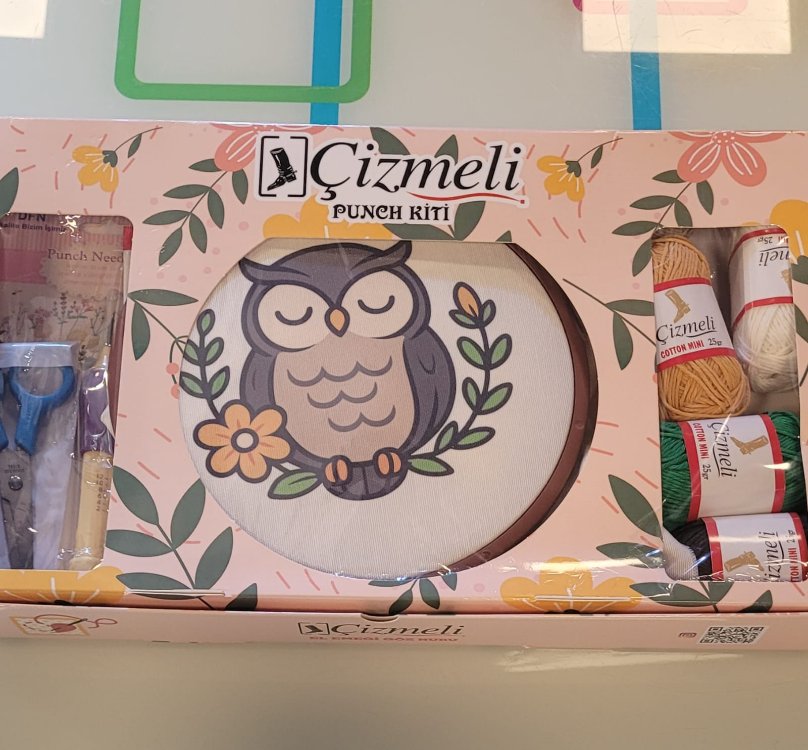 Punch kiti, çizmeli