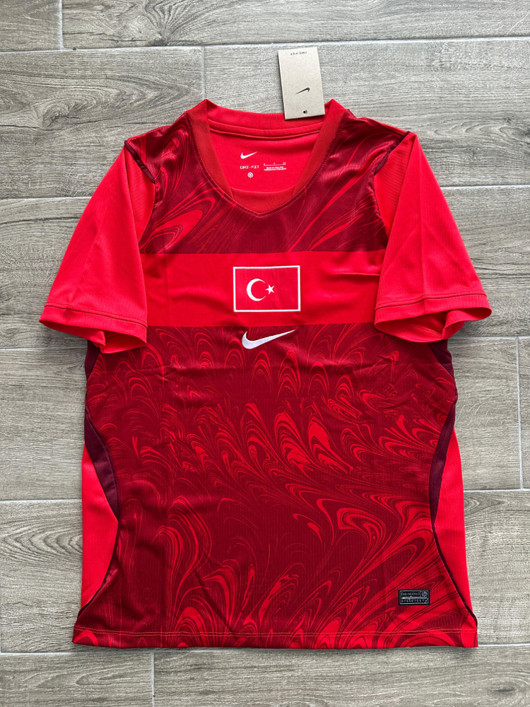 Türkiye Milli Takım 2026 İç Saha Taraftar Forması 