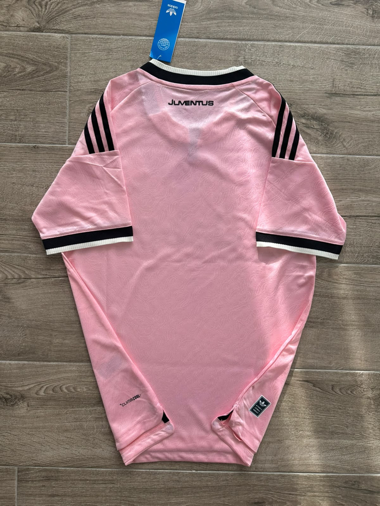 Juventus 2026-2027 Deplasman Forması