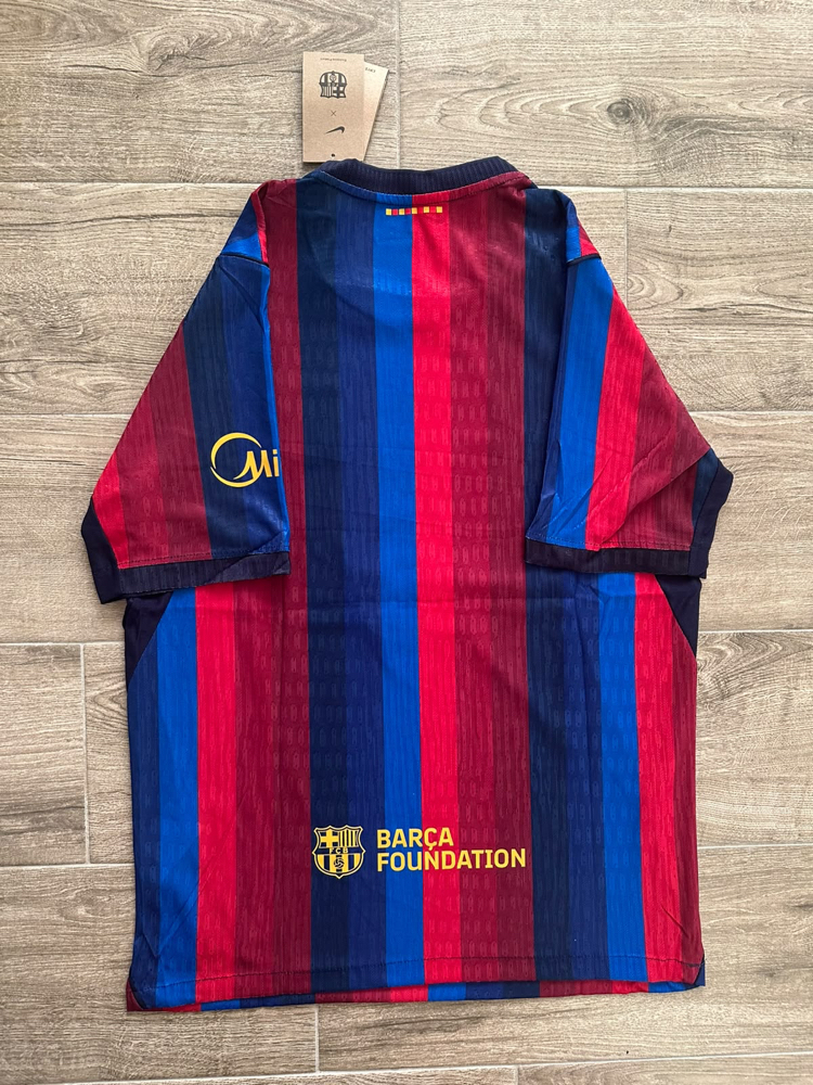 Barcelona 2026-2027 İç Saha Forması