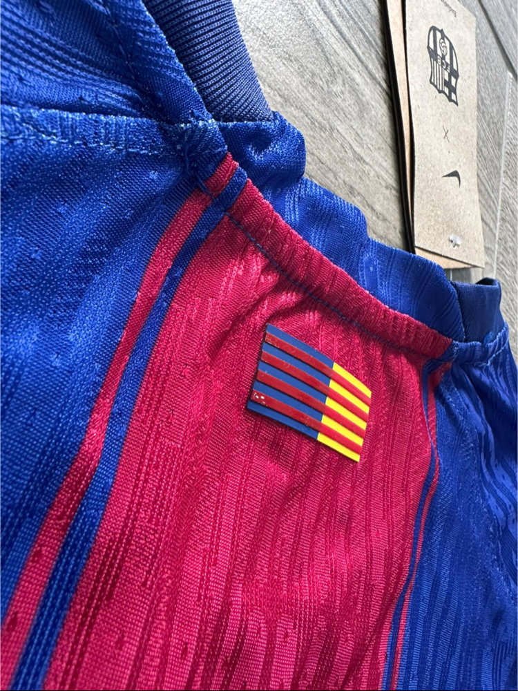Barcelona 2025-2026 İç Saha “İsimsiz” Forması