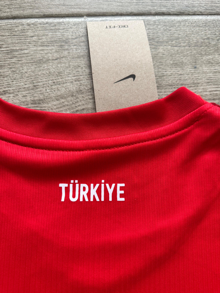 Türkiye Milli Takım 2026 İç Saha Taraftar Forması 