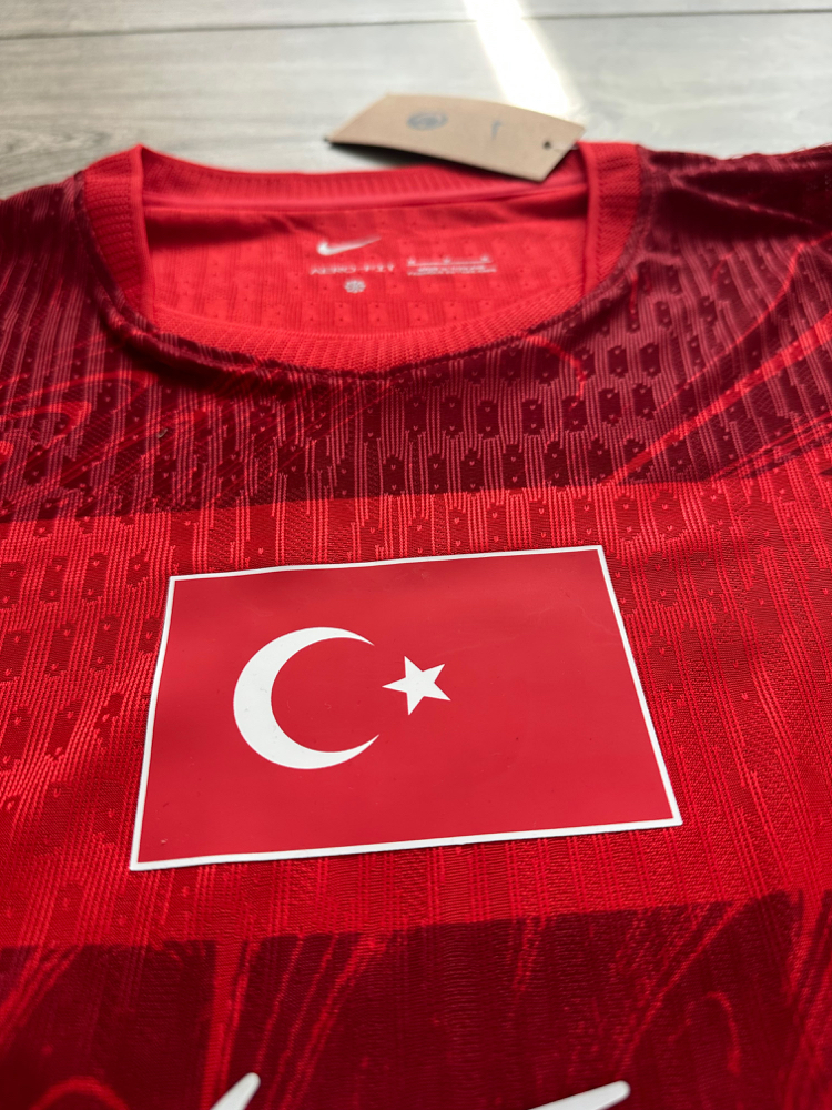 Türkiye Milli Takım 2026 İç Saha Profesyonel “Kenan Yıldız” Maç Forması 