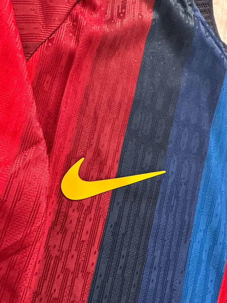 Barcelona 2026-2027 İç Saha Forması