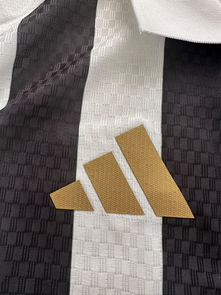 Juventus 2026-2027 İç Saha Forması