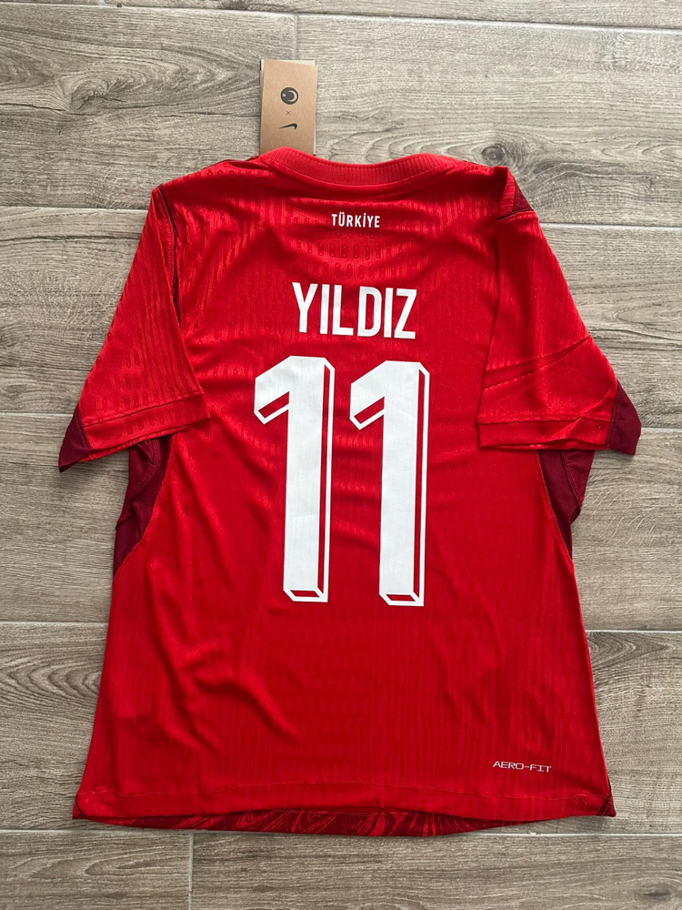 Türkiye Milli Takım 2026 İç Saha Profesyonel “Kenan Yıldız” Maç Forması 