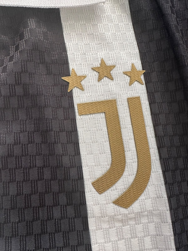 Juventus 2026-2027 İç Saha Forması
