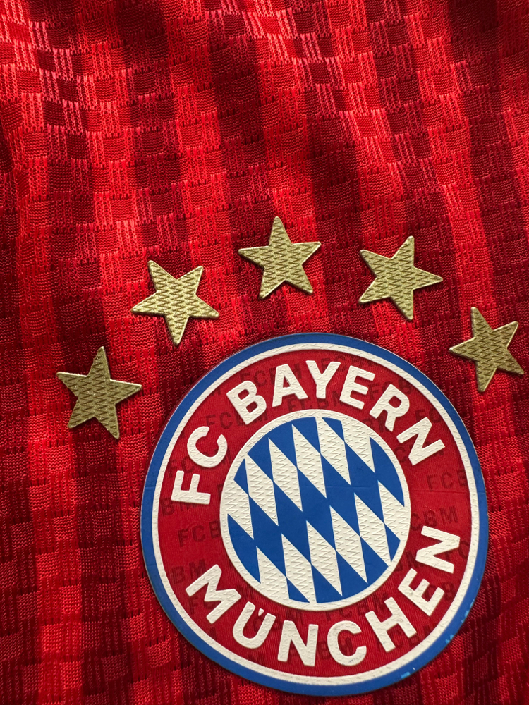 Bayern Münih 2026-2027 İç Saha Şampiyonlar Ligi Olise Forması